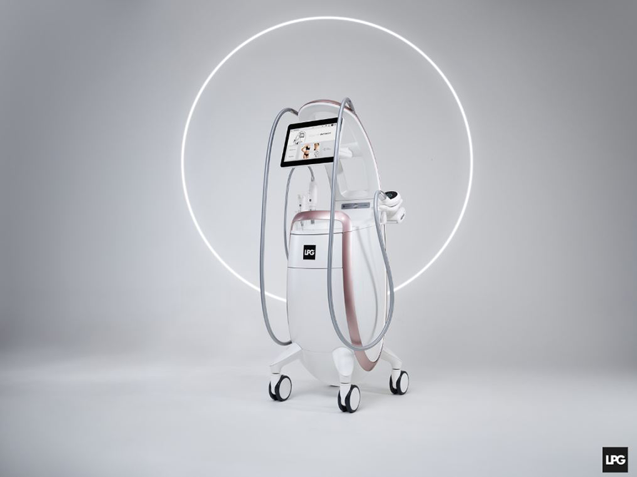 Medizinisch-ästhetisches Gerät CELLU M6 INFINITY® mit Gehäuse aus Partikelschaum von LPG Systems® | RUCH NOVAPLAST GmbH in Oberkirch